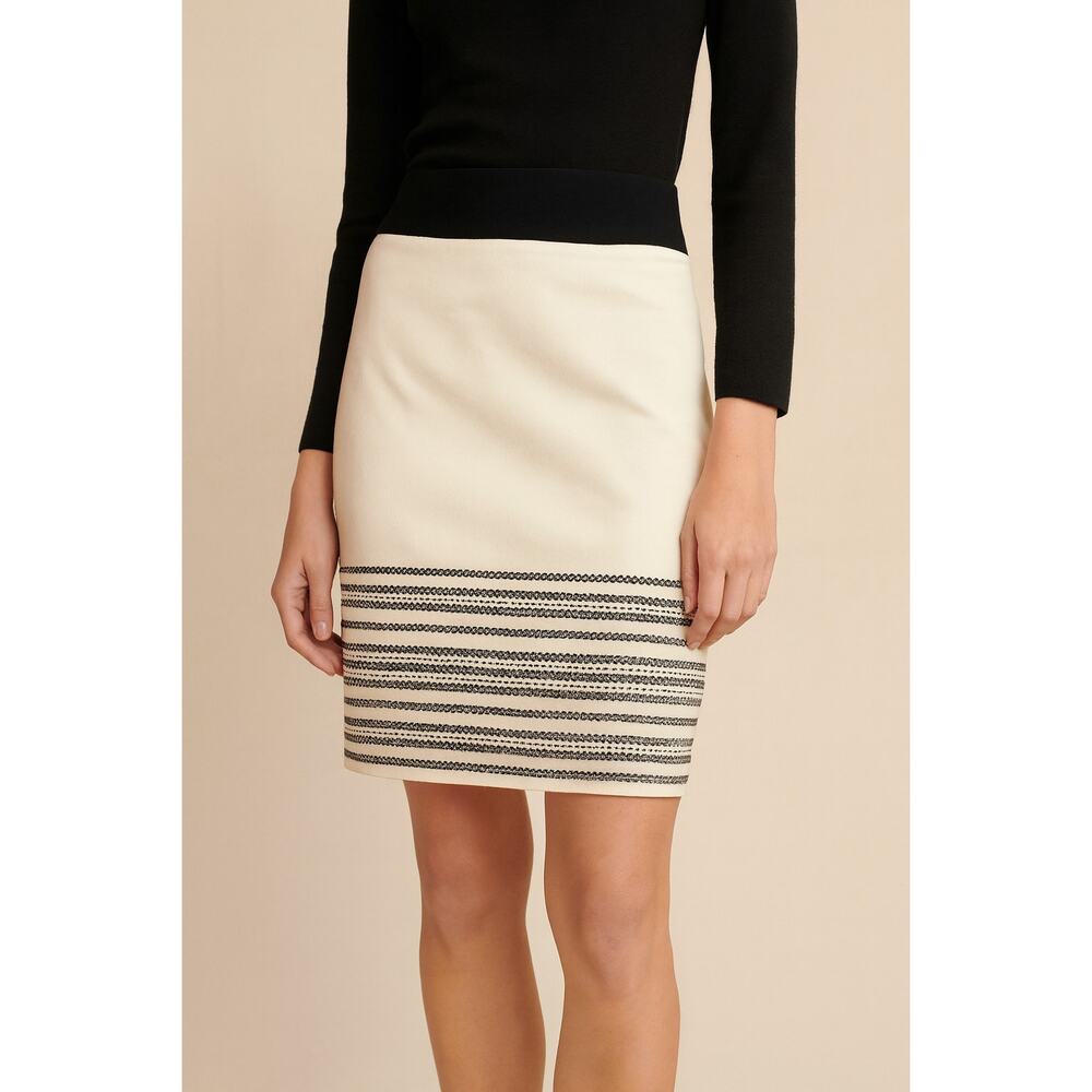J.Crew Cream Pencil Skirt with Black Trim - Size 00 - Picture 2 of 7